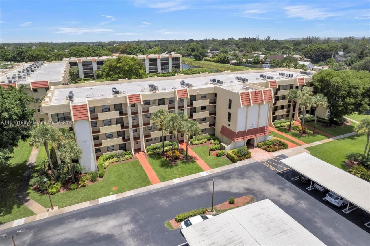 23380 Carolwood Ln, Unit 101, Boca Raton, FL 33428 Photo