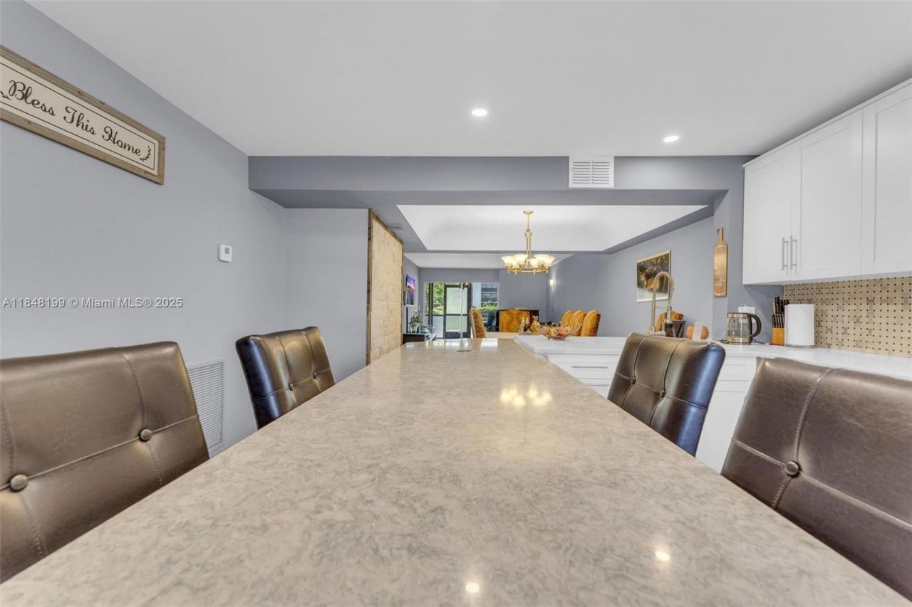 23380 Carolwood Ln, Unit 101, Boca Raton, FL 33428 Photo