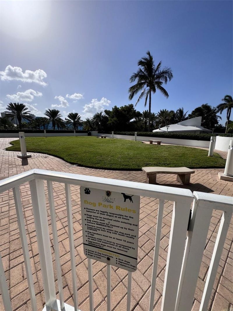 18201 Collins Ave, Unit 604, Sunny Isles Beach, FL 33160 Photo