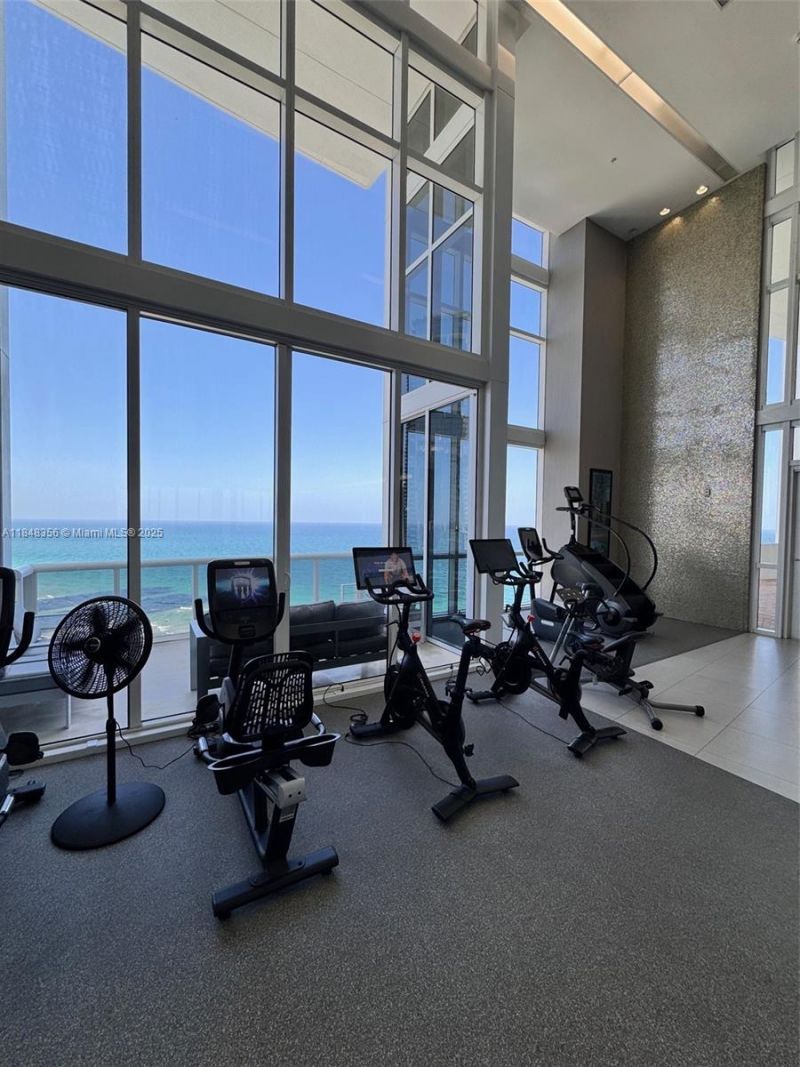 18201 Collins Ave, Unit 604, Sunny Isles Beach, FL 33160 Photo
