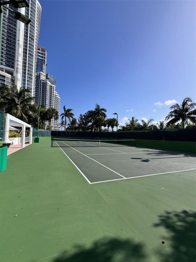 18201 Collins Ave, Unit 604, Sunny Isles Beach, FL 33160 Photo