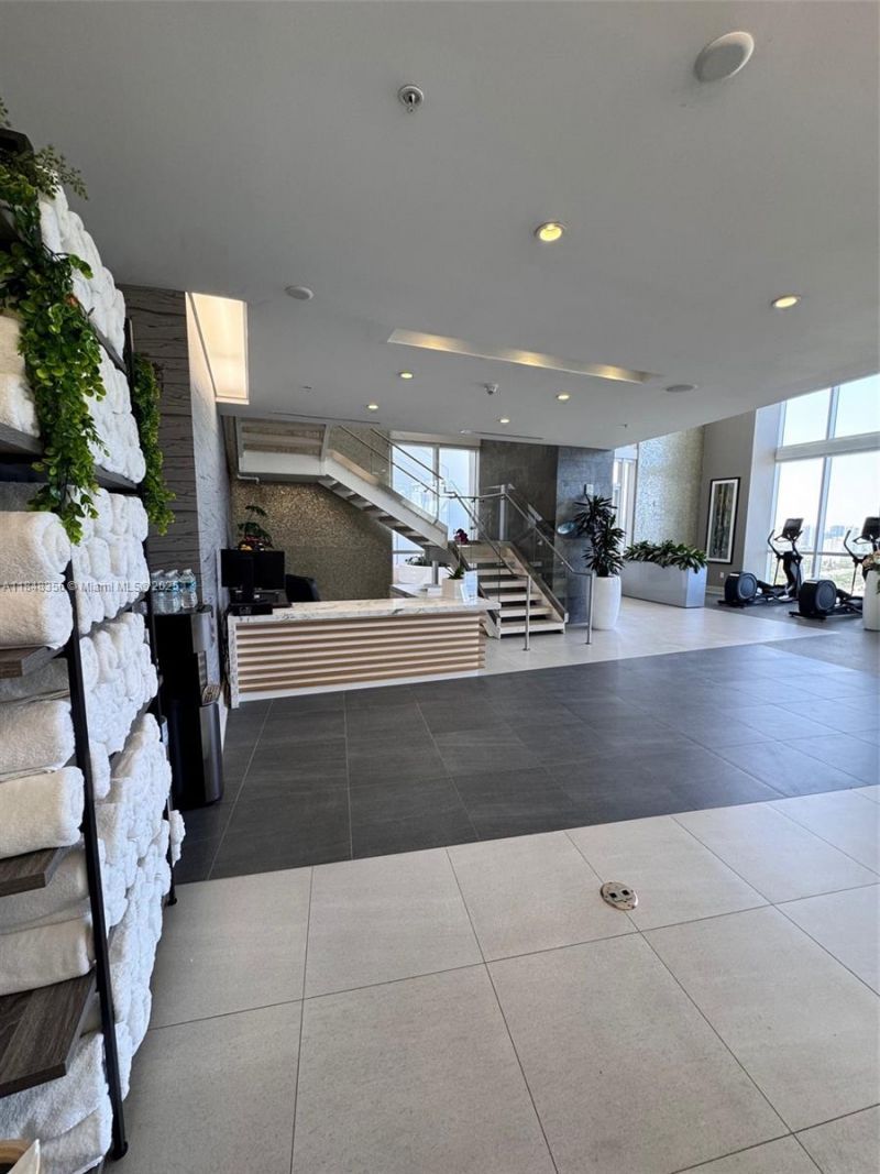 18201 Collins Ave, Unit 604, Sunny Isles Beach, FL 33160 Photo