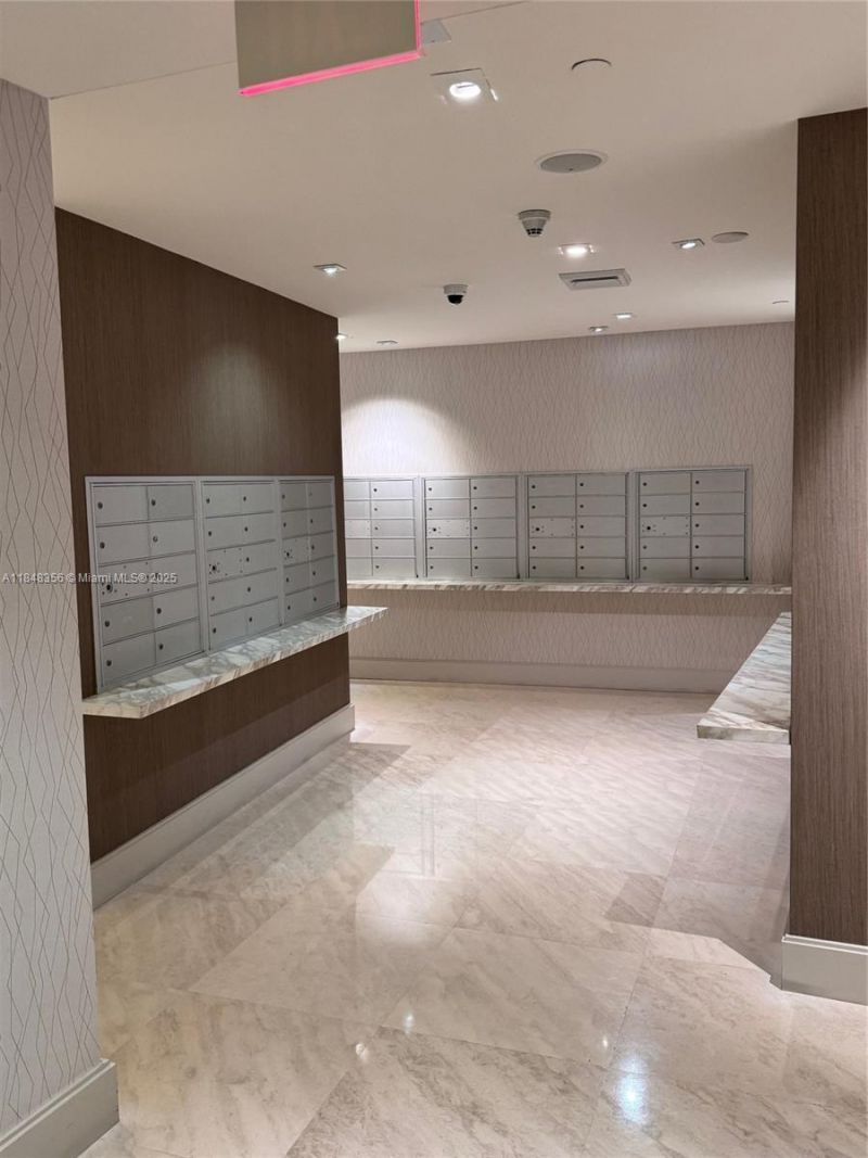 18201 Collins Ave, Unit 604, Sunny Isles Beach, FL 33160 Photo