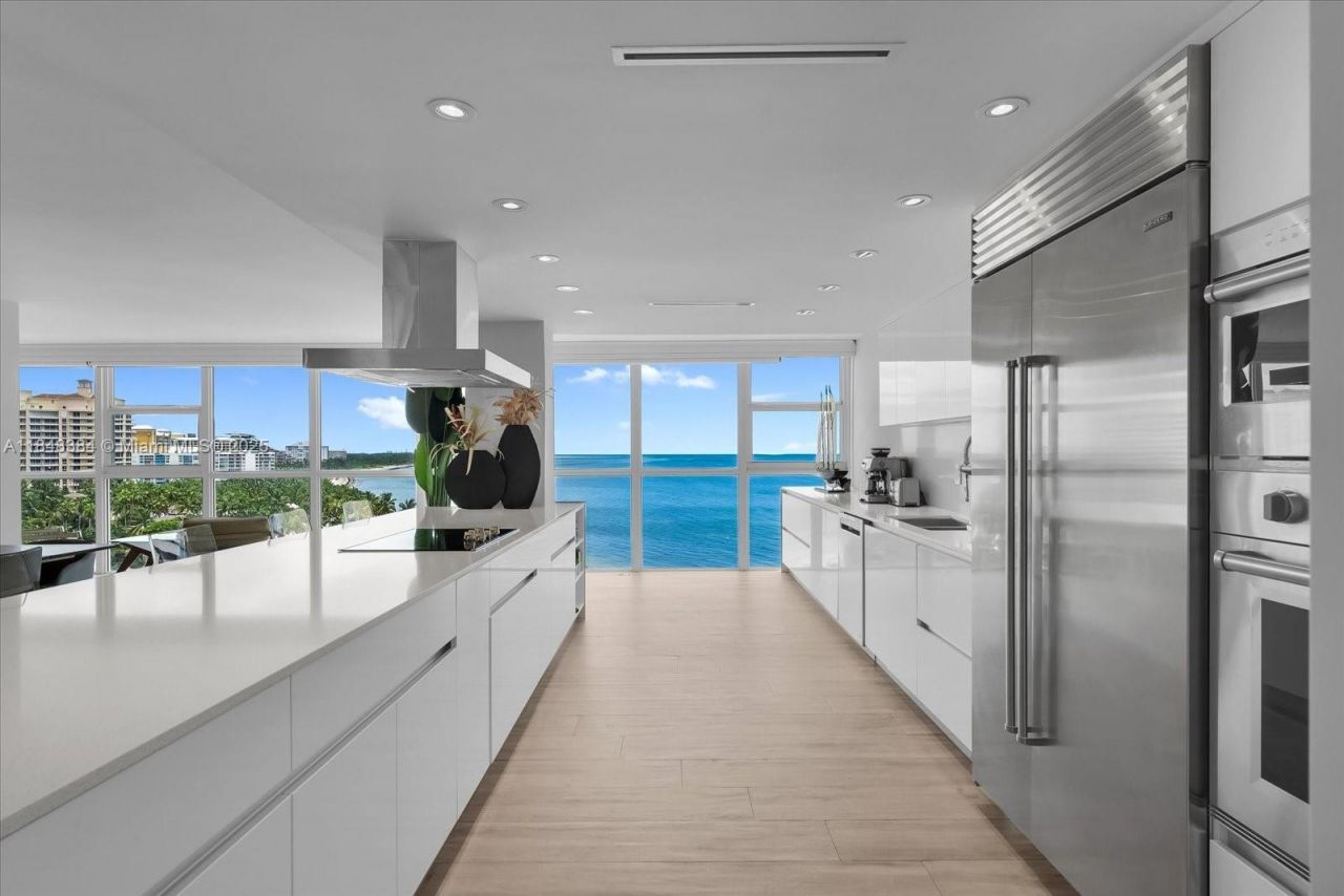 600 Grapetree Dr, Unit 11CN, Key Biscayne, FL 33149 Photo