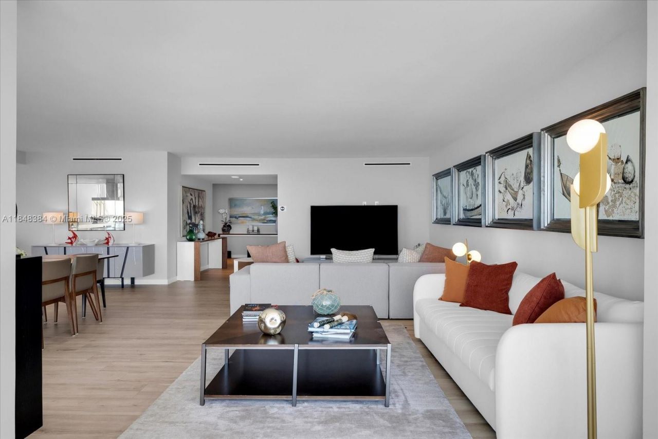 600 Grapetree Dr, Unit 11CN, Key Biscayne, FL 33149 Photo