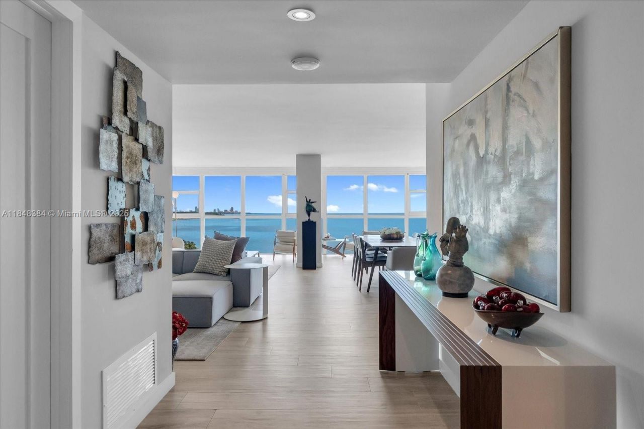 600 Grapetree Dr, Unit 11CN, Key Biscayne, FL 33149 Photo