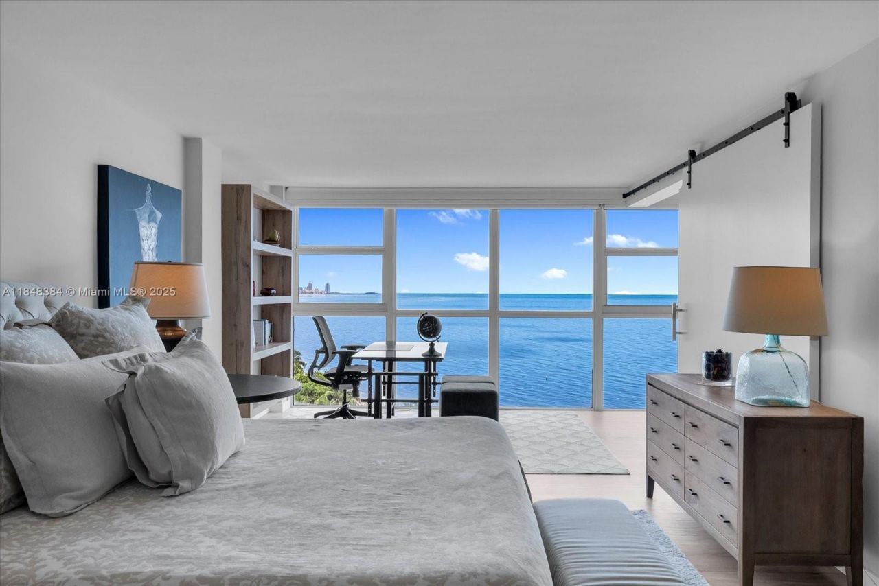 600 Grapetree Dr, Unit 11CN, Key Biscayne, FL 33149 Photo