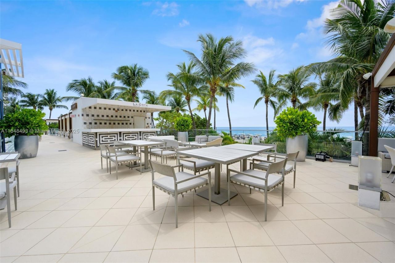 4391 Collins Ave, Unit 1605, Miami Beach, FL 33140 Photo