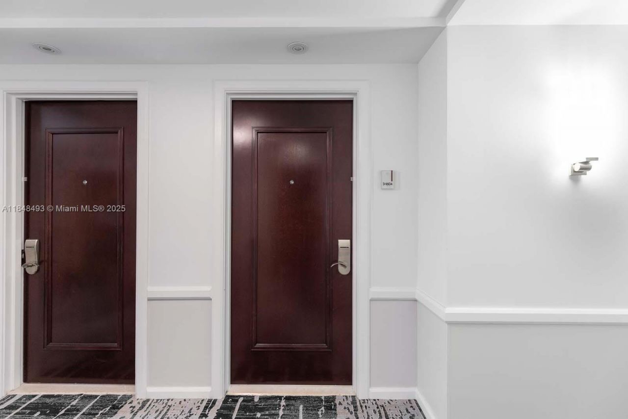 4391 Collins Ave, Unit 1605, Miami Beach, FL 33140 Photo