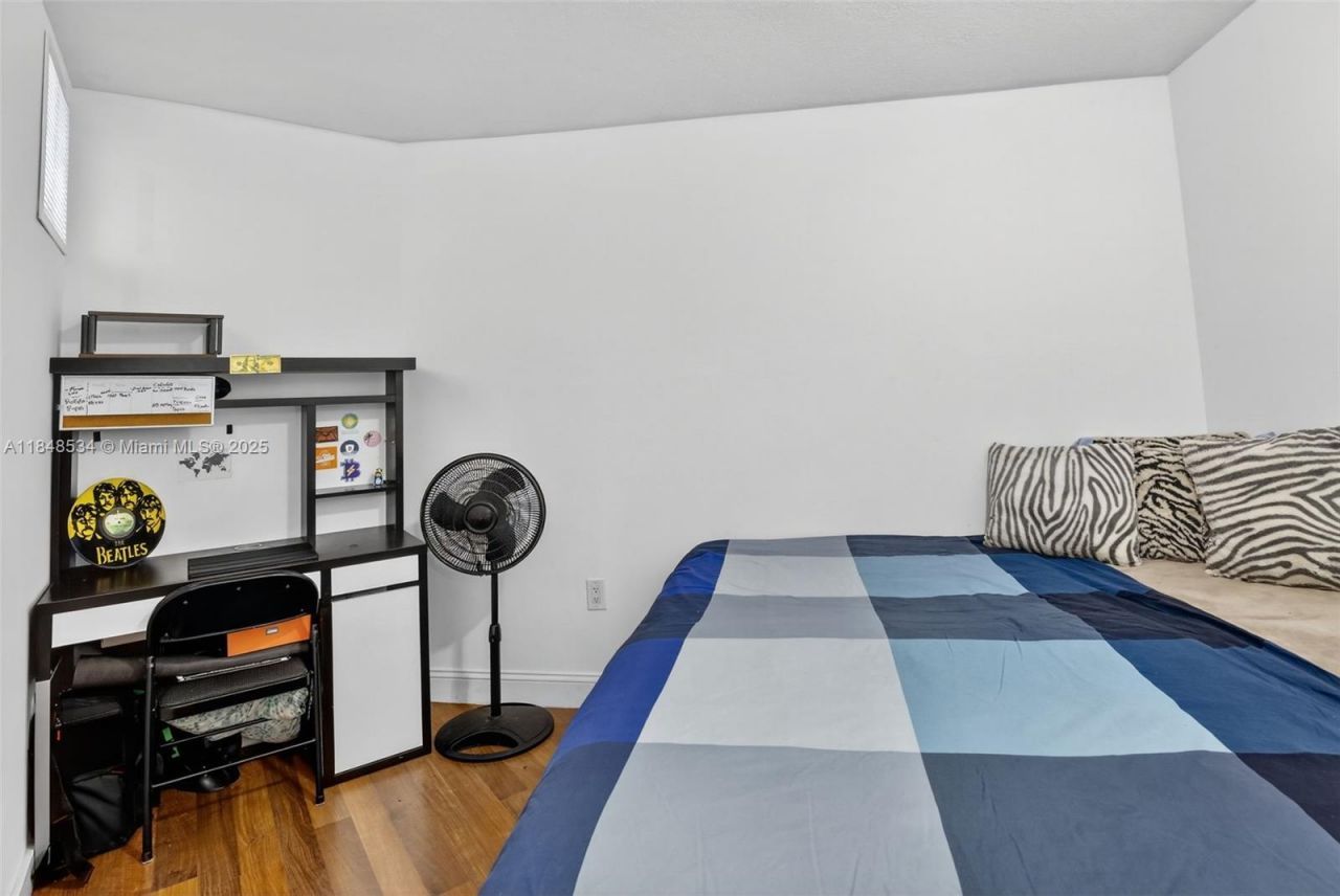 2750 NE 183rd St, Unit 506, Aventura, FL 33160 Photo