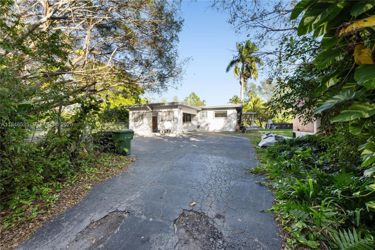 12599 NE 2nd Ave, North Miami, FL 33161 Photo