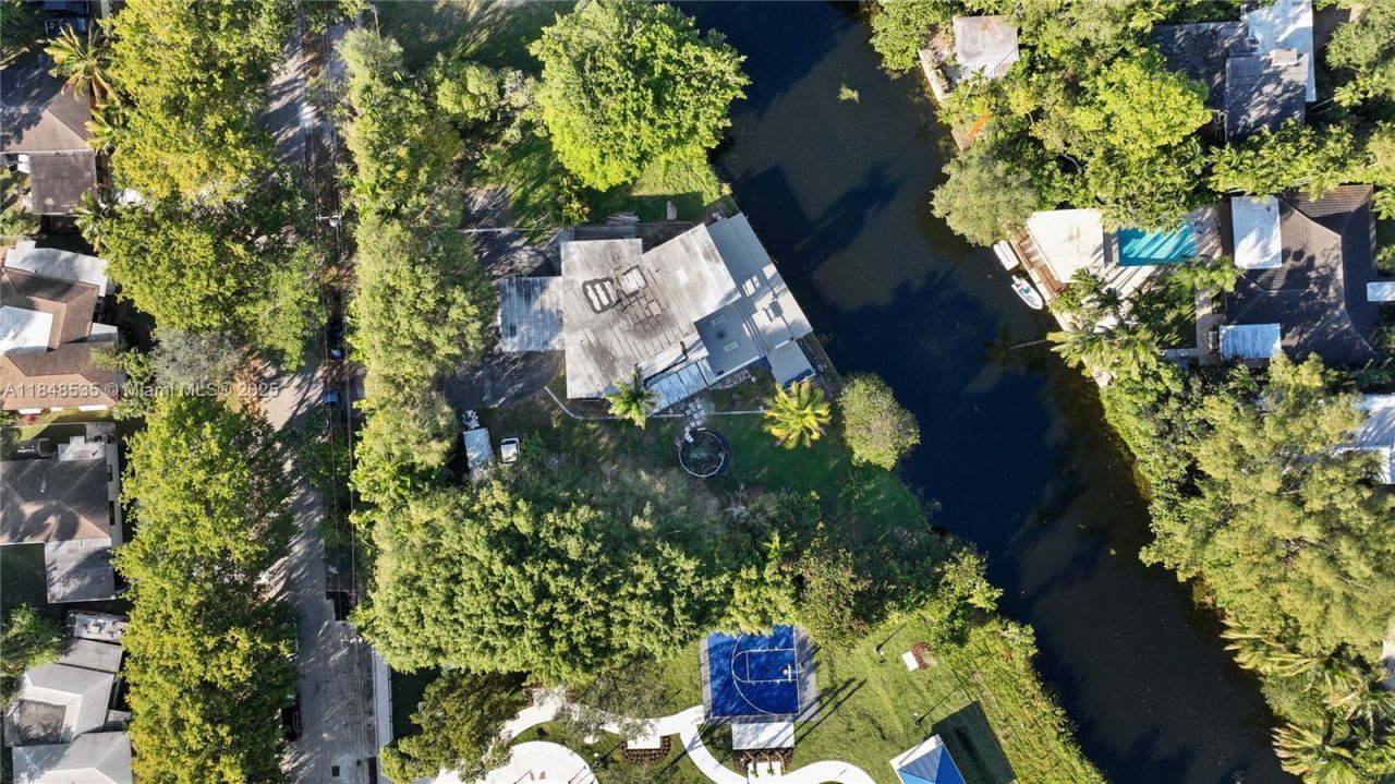 12599 NE 2nd Ave, North Miami, FL 33161 Photo