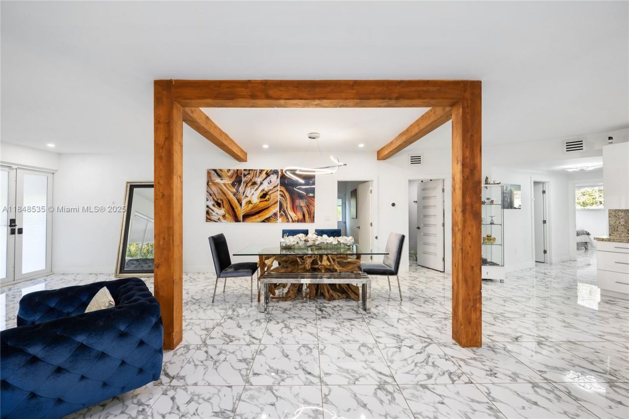 12599 NE 2nd Ave, North Miami, FL 33161 Photo