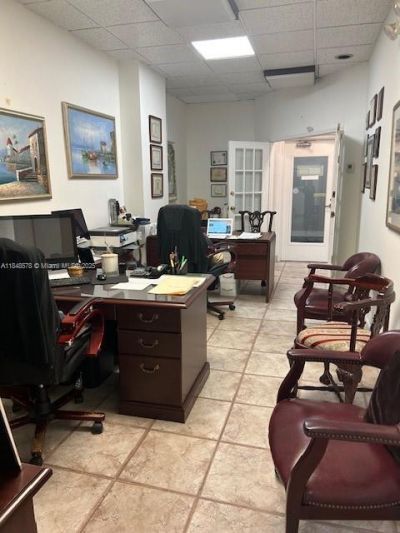 5601 Collins Ave, Miami Beach, FL 33140 Photo