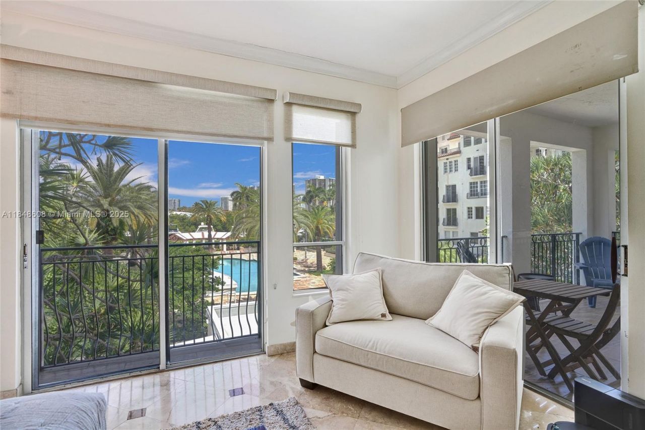 3700 Island Blvd, Unit C206, Aventura, FL 33160 Photo