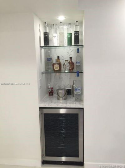 5701 Collins Ave, Unit 1008, Miami Beach, FL 33140 Photo