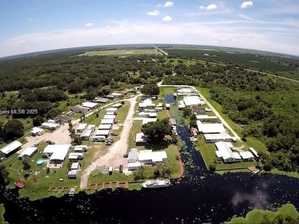 14725 NW 1 st, Okeechobee, FL 34972