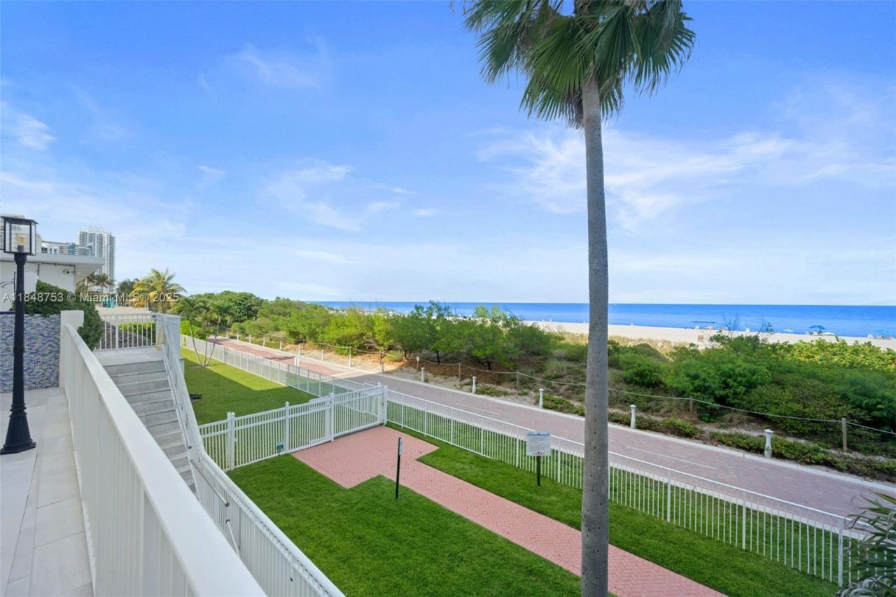 5601 Collins Ave, Unit 511, Miami Beach, FL 33140 Photo