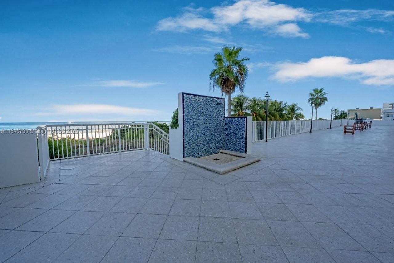 5601 Collins Ave, Unit 511, Miami Beach, FL 33140 Photo
