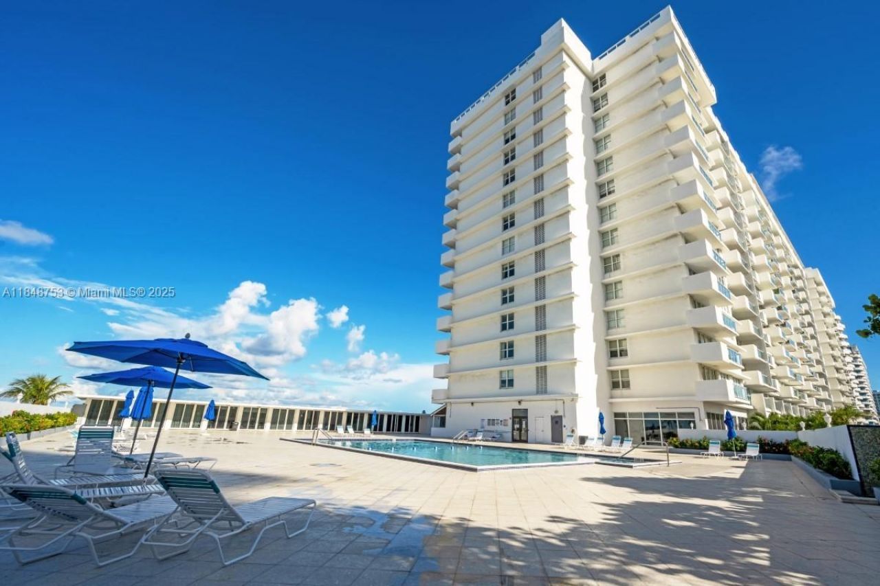 5601 Collins Ave, Unit 511, Miami Beach, FL 33140 Photo