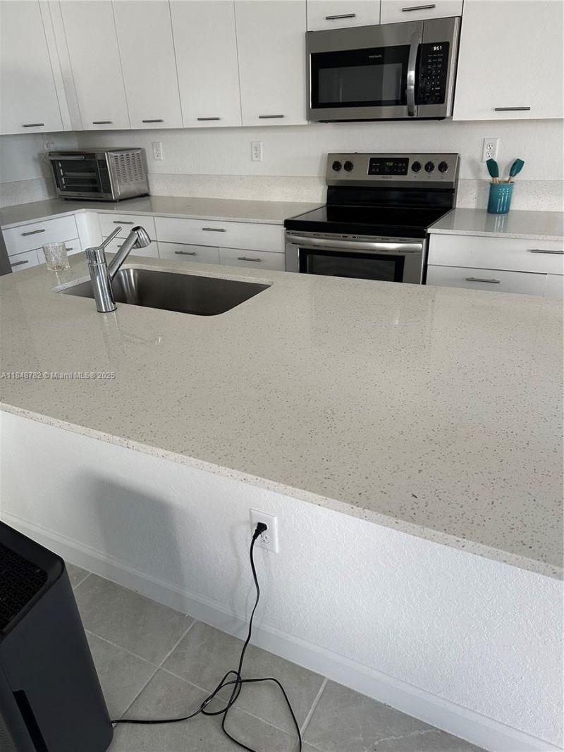 Please Call For Address, Miami, FL 33167 Photo