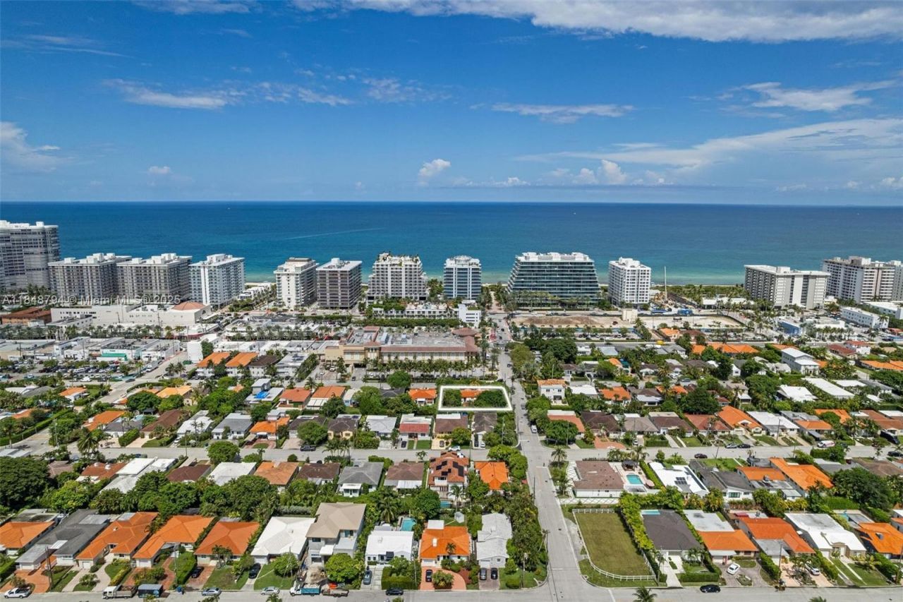 9400 Abbott Ave, Surfside, FL 33154 Photo