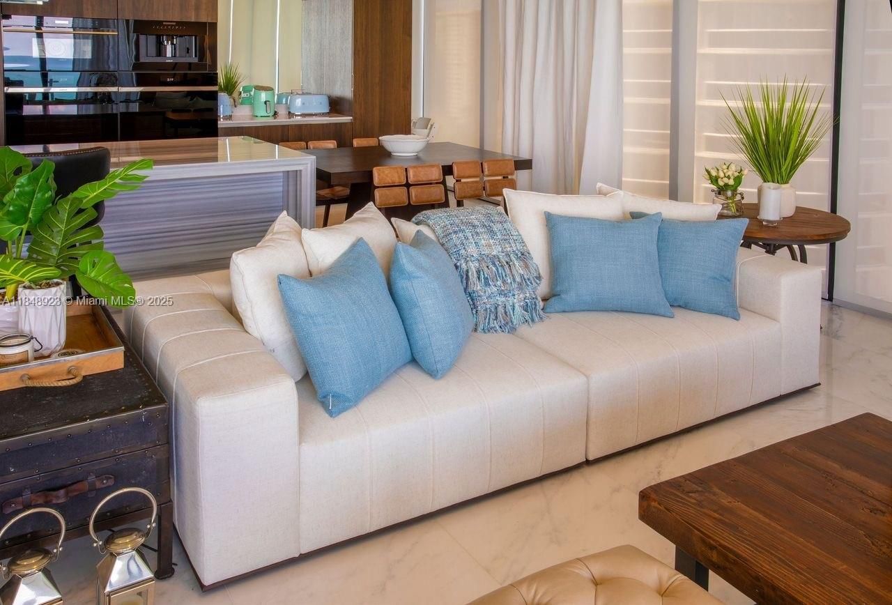 17141 Collins Ave, Unit 1001, Sunny Isles Beach, FL 33160 Photo