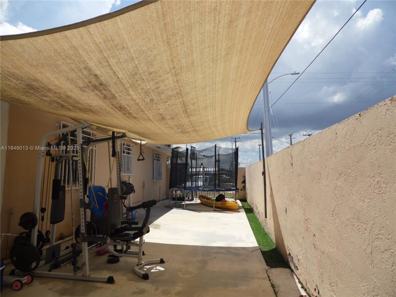 1695 W 6th Ave, Hialeah, FL 33010 Photo