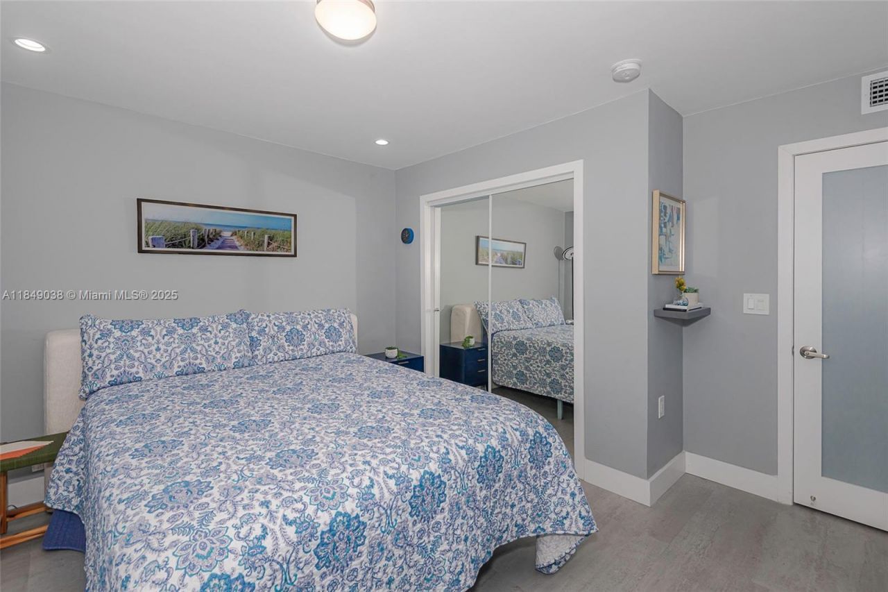 1631 NE 114th St, Unit 112, Miami, FL 33181 Photo