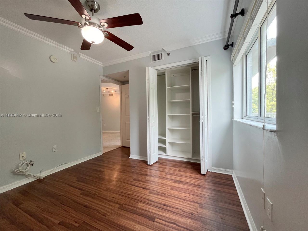 2415 NW 16th St Rd, Unit 303-1, Miami, FL 33125 Photo