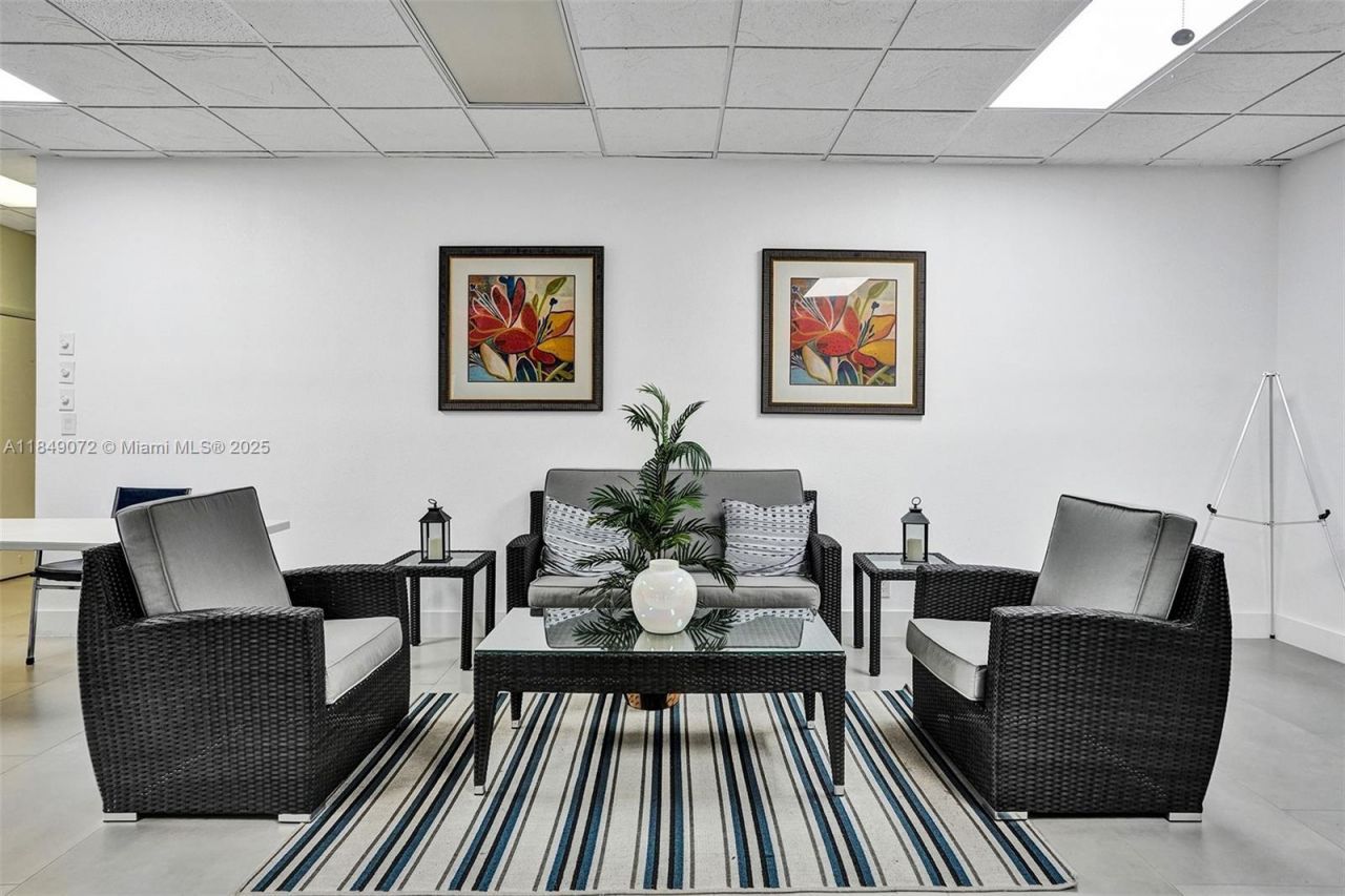 5860 NW 44th St, Unit 314, Lauderhill, FL 33319 Photo