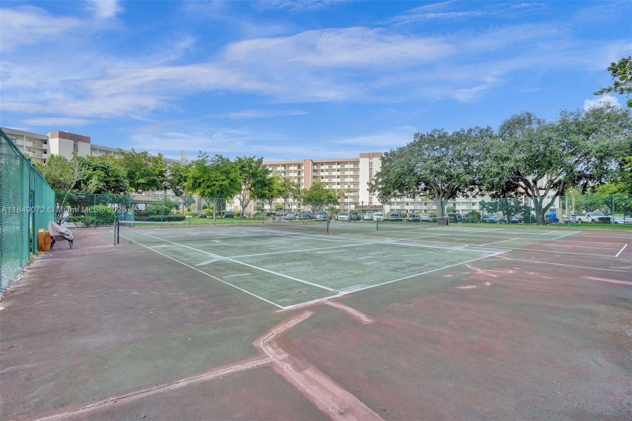 5860 NW 44th St, Unit 314, Lauderhill, FL 33319 Photo