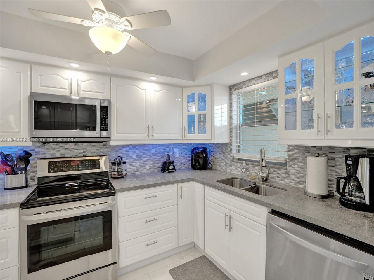 5860 NW 44th St, Unit 314, Lauderhill, FL 33319 Photo