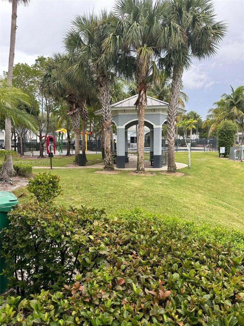3593 NW 13th St, Unit 3593, Lauderhill, FL 33311 Photo