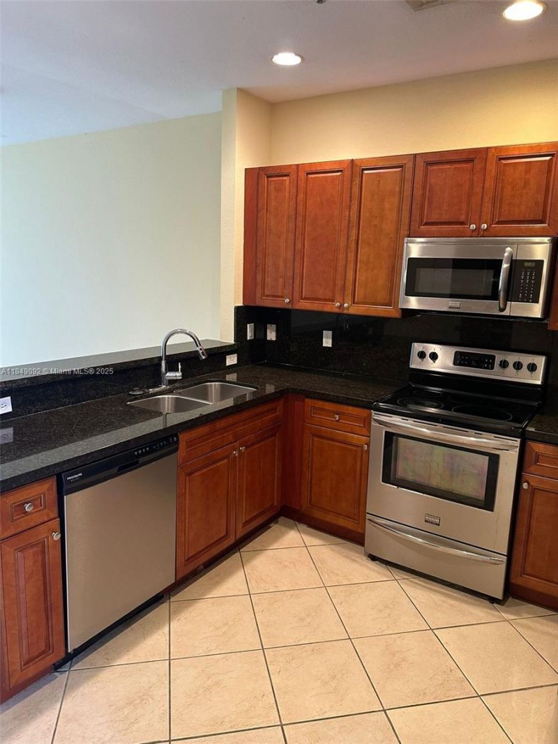 3593 NW 13th St, Unit 3593, Lauderhill, FL 33311 Photo