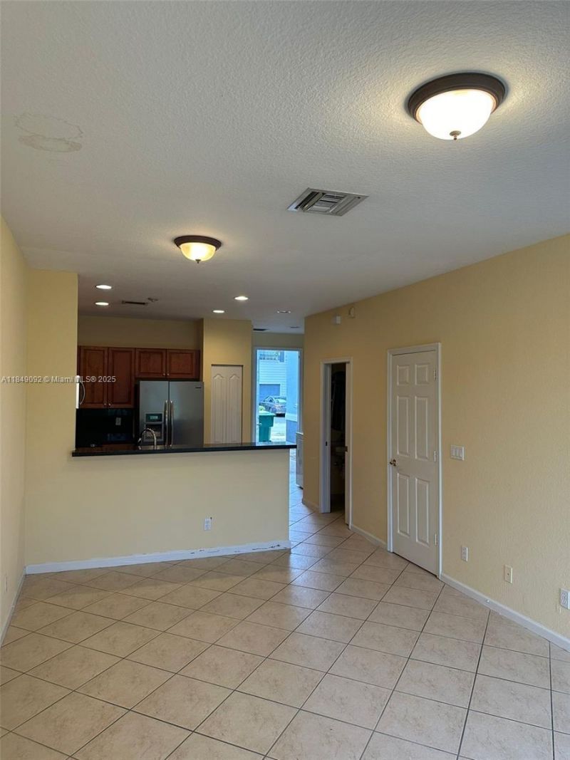 3593 NW 13th St, Unit 3593, Lauderhill, FL 33311 Photo