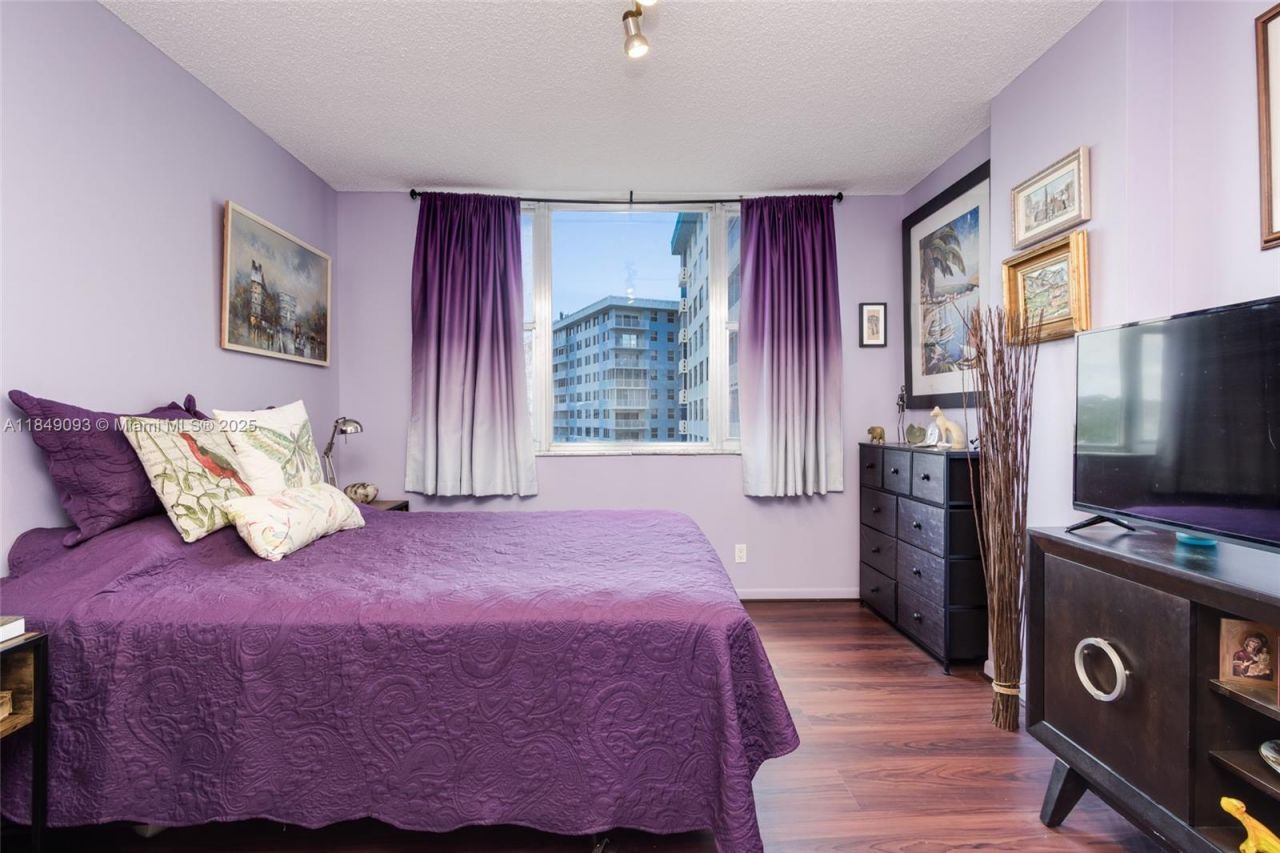 4330 Hillcrest Dr, Unit 519, Hollywood, FL 33021 Photo