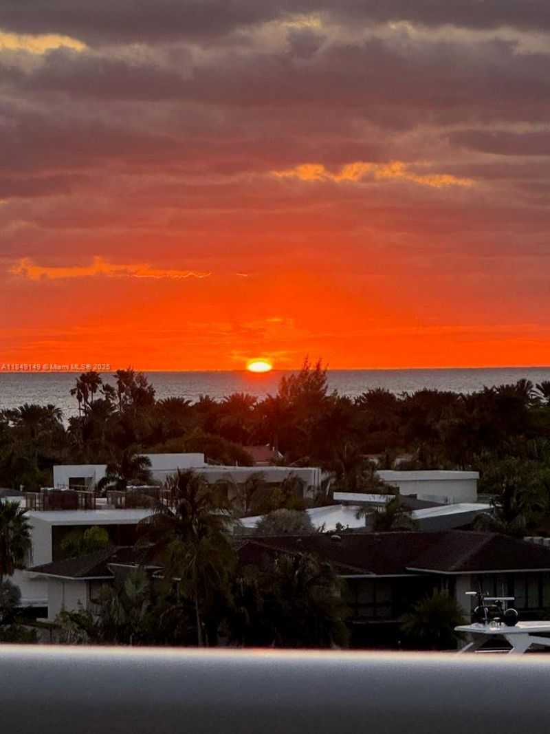 20505 E Country Club Dr, Unit 835, Aventura, FL 33180 Photo