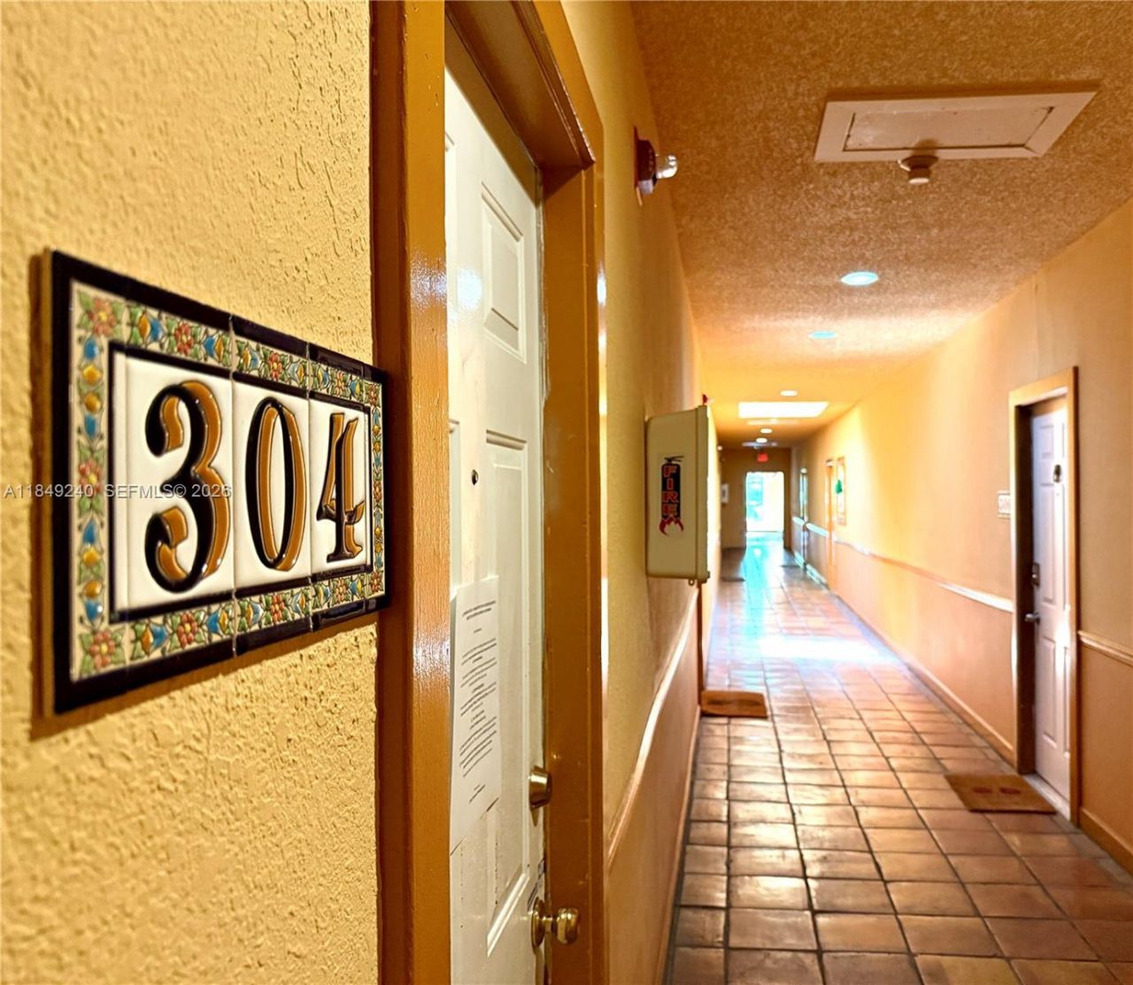934 Michigan Ave, Unit 304, Miami Beach, FL 33139 Photo