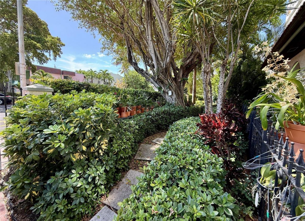 934 Michigan Ave, Unit 304, Miami Beach, FL 33139 Photo