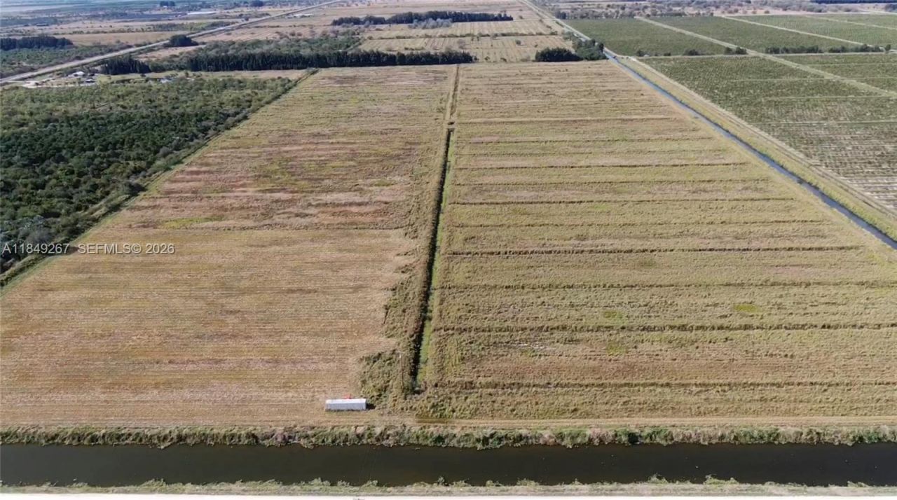 595 N Header Canal Road, Fort Pierce, FL 34945 Photo