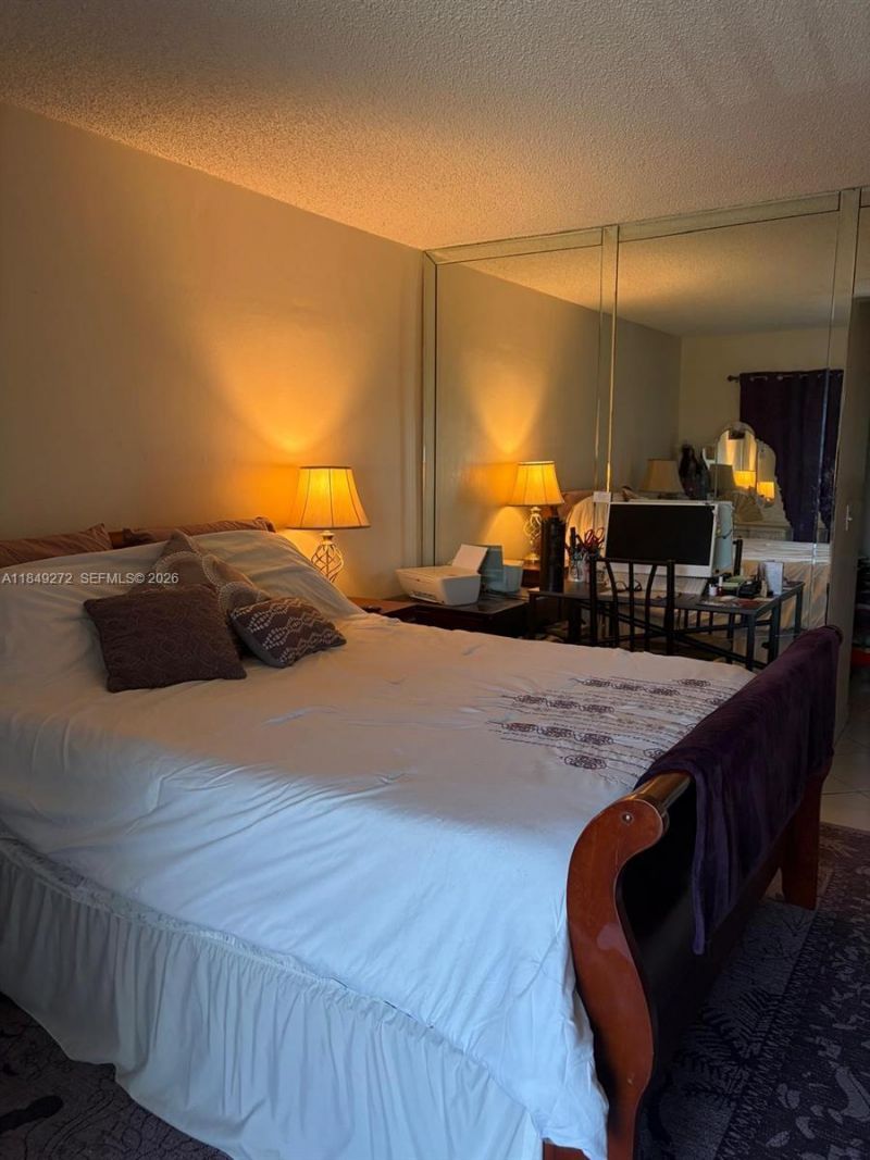 215 SE 3rd Ave, Unit 403A, Hallandale Beach, FL 33009 Photo