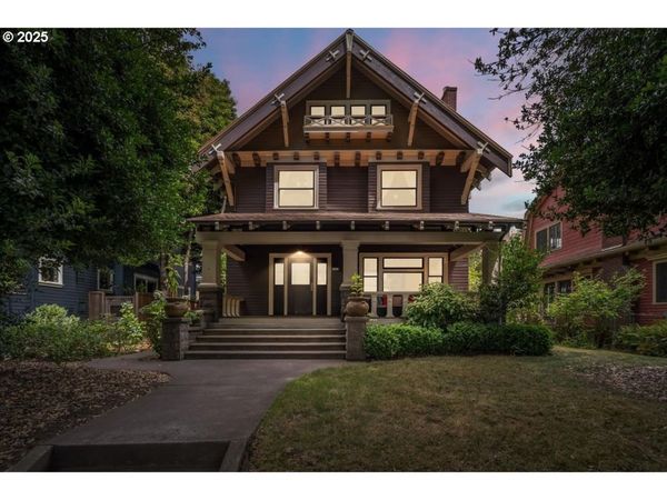 1844 SE 12TH AVE, Portland, OR 97214