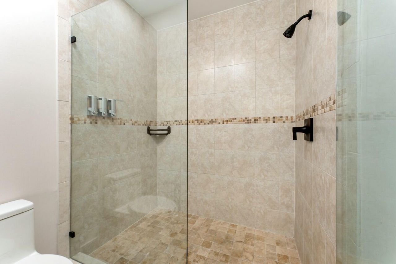 104000 Overseas Highway, Unit 5, Key Largo, FL 33037 Photo