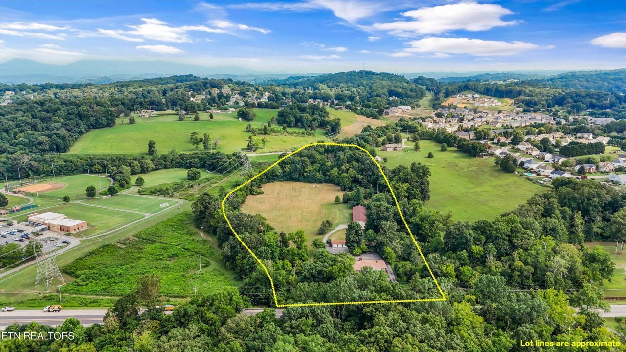 8028 Oak Ridge Hwy, Knoxville, TN 37931 Main Photo