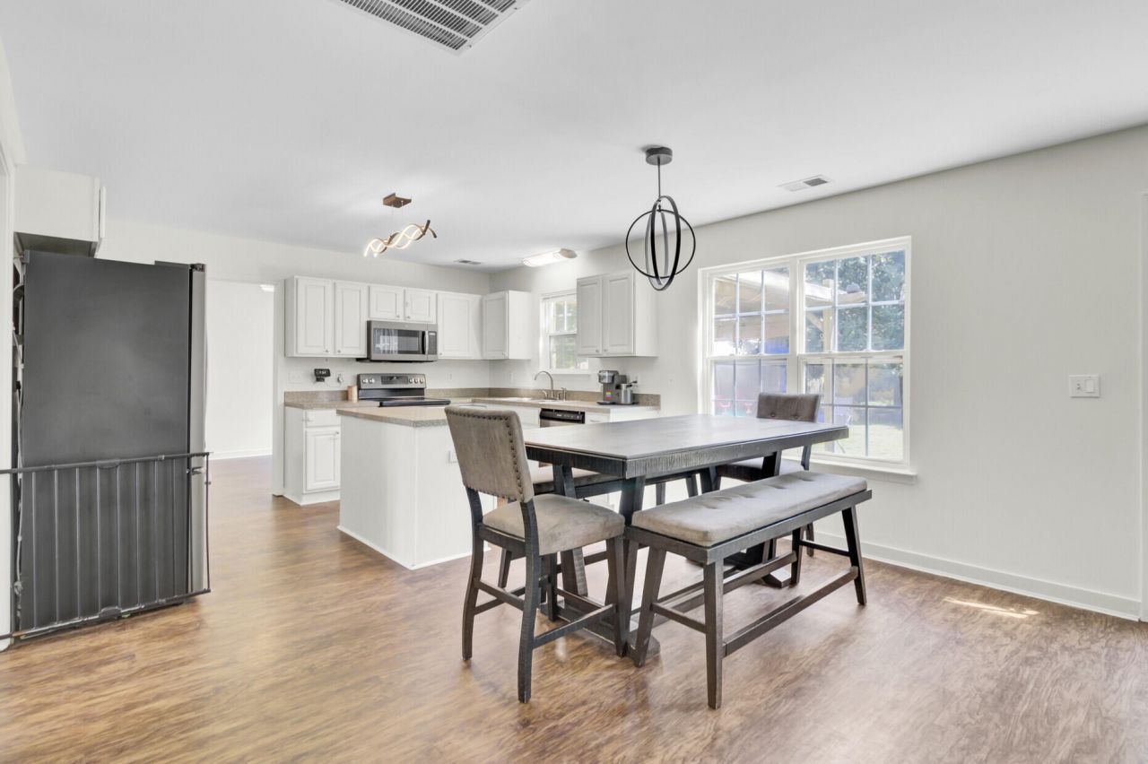 9622 Stockport Circle Photo 11