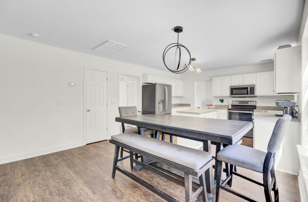 9622 Stockport Circle Photo 12