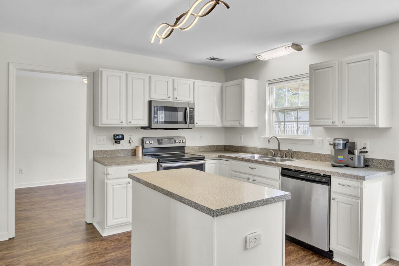 9622 Stockport Circle Photo 13