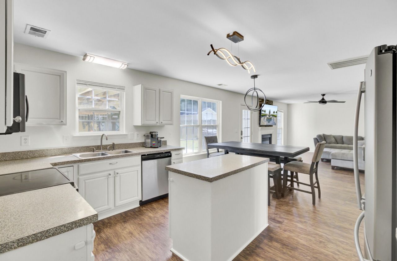 9622 Stockport Circle Photo 17