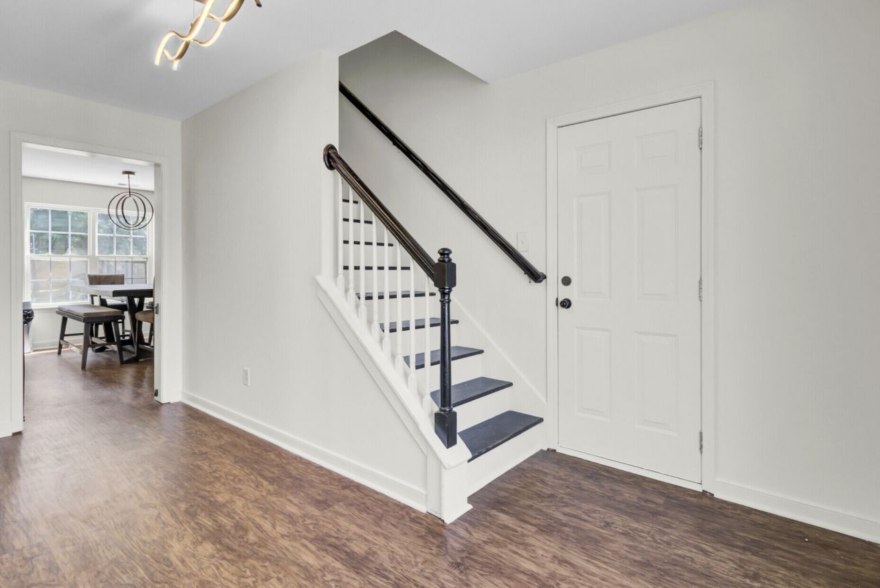 9622 Stockport Circle Photo 23